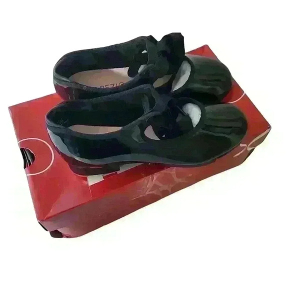 Capezio Little Kid Jr. Tyette Tap Shoe Sizes 1W & 11.5W - Picture 1 of 8